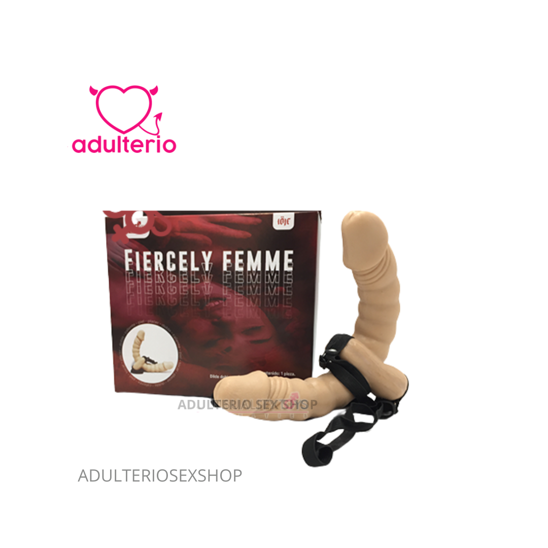 Fiercely Femme Dildo Doble con Arnés Ajustable para Parejas